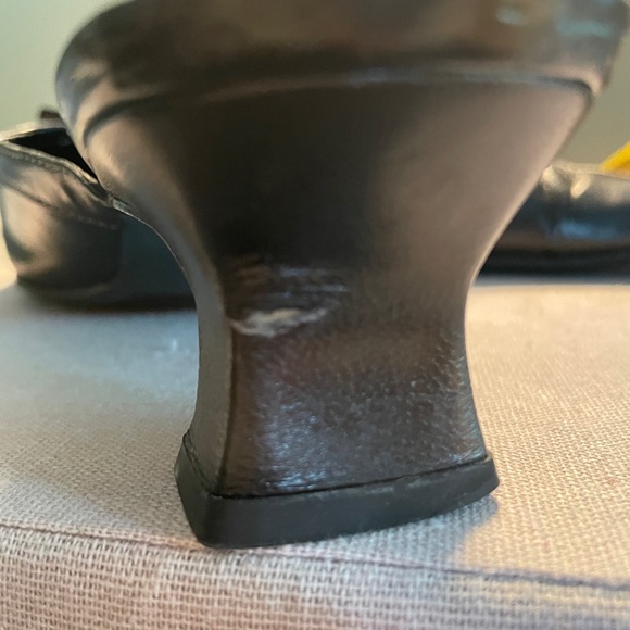 Black leather mule slide with kitten heel - Liz Claiborne Oppose - Picture 5 of 5